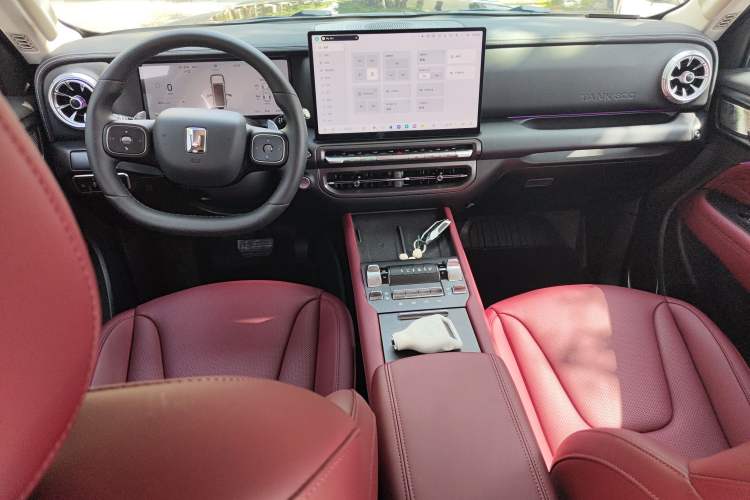 Used Tank 300 New Energy 2025 Hi4-T