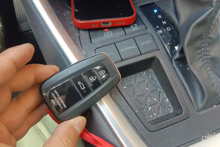 Used Toyota Wildlander 2023 2.0L CVT Two-Wheel Drive Leading Edition