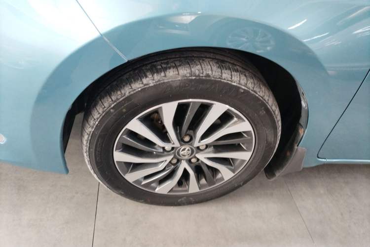 Used Toyota Corolla 2017 Revised Dual-Engine 1.8L E-CVT Leading Edition