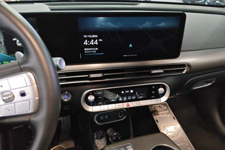 Used Genesis GV60 2023 Single-Motor Rear-Drive Luxury Edition