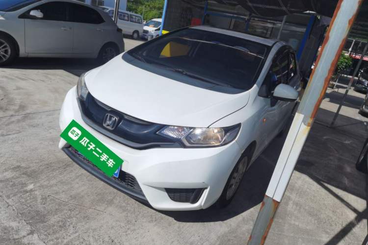 Used Honda Fit 2016 1.5L LXS CVT Comfort Sunroof Version
