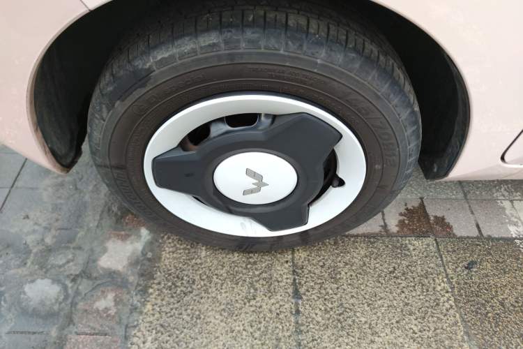 Used Wuling Hongguang MINIEV 2021 Macaron Premium Model – Lithium-NMC