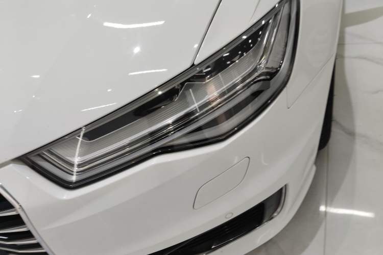 Used Audi A6L 2017 30 FSI Comfort Model
