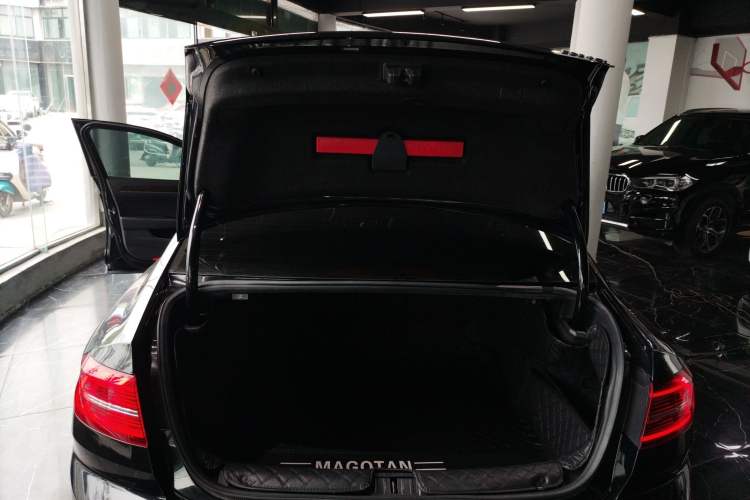 Used Volkswagen Magotan 2019 330TSI DSG Luxury Version China VI Standard
