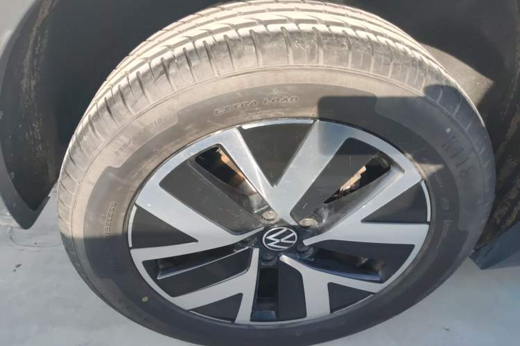 Used Volkswagen Tayron 2023 280TSI Two-Wheel-Drive Luxury Plus Advanced Version