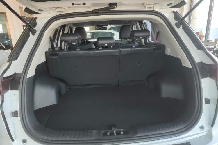 Used Changan CS55PLUS 2020 1.5T Manual Colorful Model
