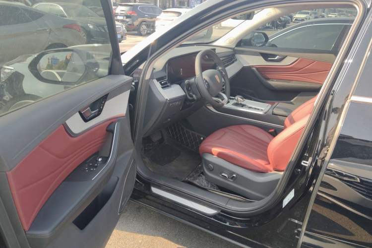 Used Hongqi HS5 2025 2.0T Two-Wheel Drive Flagship Pro Edition
