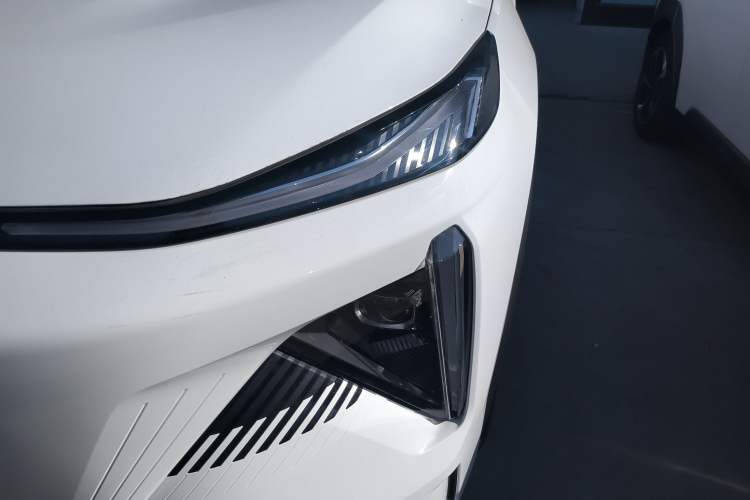 Used  L7 2024 1.5T 115 km PLUS Dragon Edition
