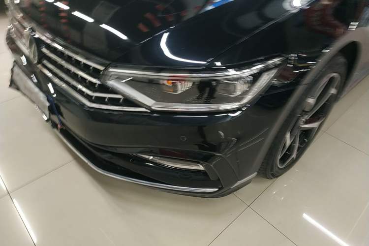 Used Volkswagen Magotan 2023 2 Million Units Commemorative Edition 330TSI DSG Luxury Version
