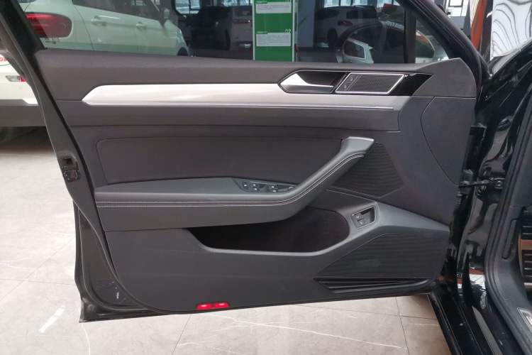 Used Volkswagen Magotan GTE Plug-in Hybrid 2020 GTE Luxury Model
