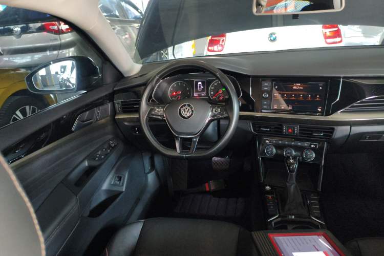 Used Volkswagen Passat 2019 330TSI Elite Edition China VI
