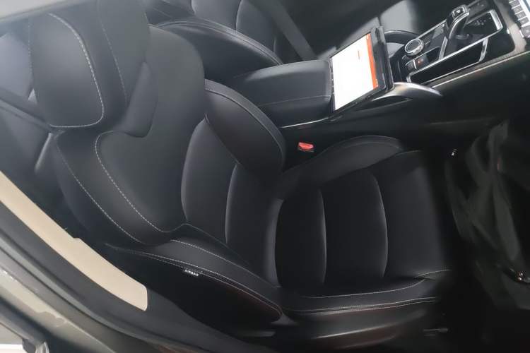 Used Geely Auto Emgrand X7 Sport 2020 1.8TD DCT Smart PRO
