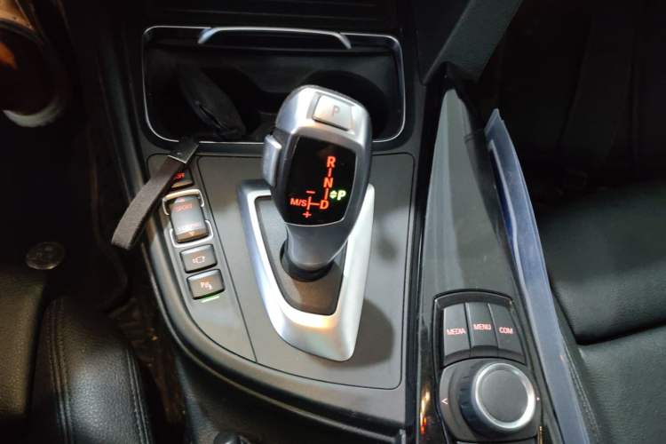 Used BMW 3 Series GT 2018 320i Sport Edition
