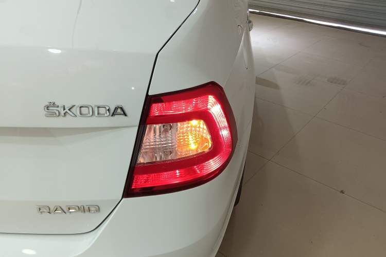 Used Skoda Rapid 2016 1.6L Automatic Chuanxing Edition