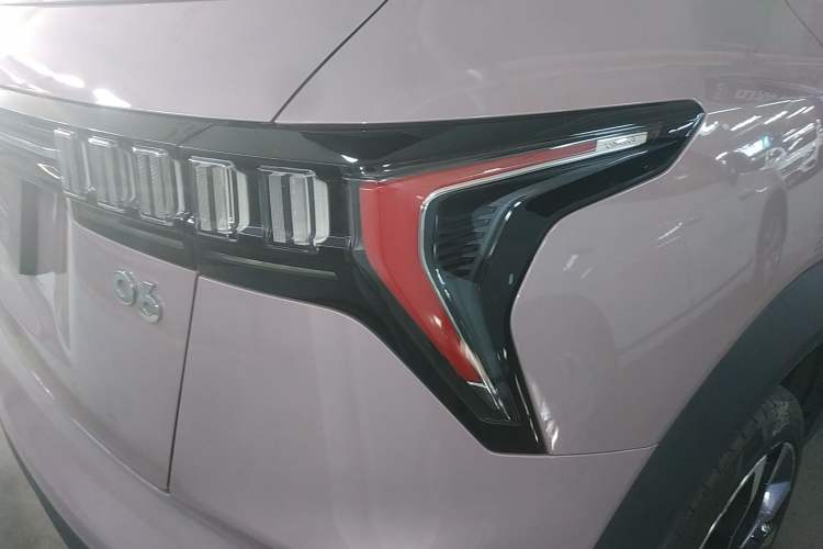 Used Lynk & Co 06 2021 1.5T Shero Pink Special Edition
