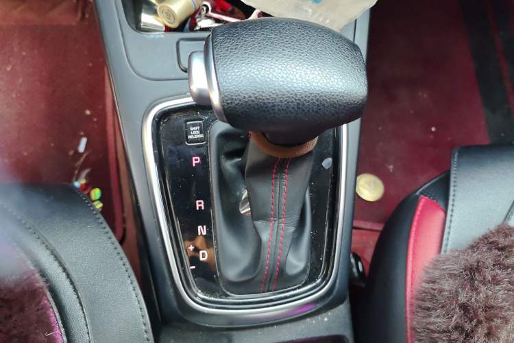 Used Kia KX Cross 2018 1.6L Automatic Dynamic Sunroof Version
