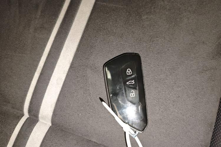 Used Volkswagen Golf 2021 280TSI DSG R-Line
