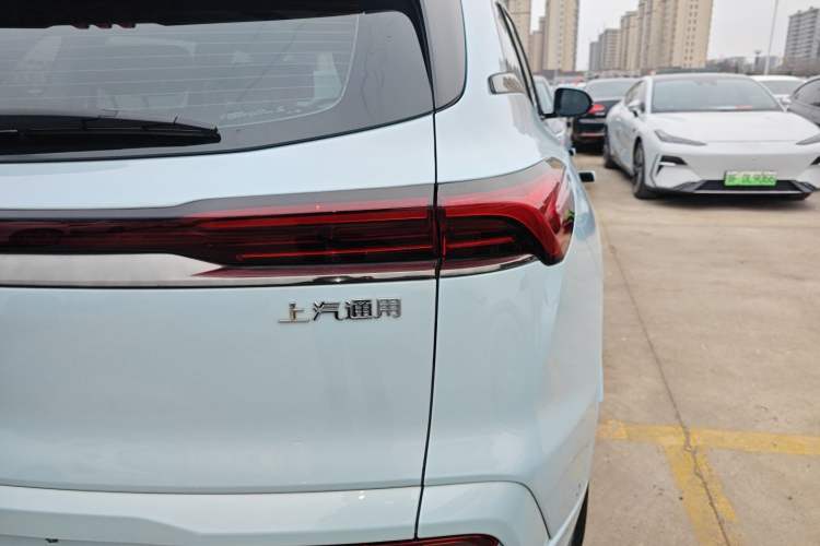 Used Buick E5 2023 Premium Long-Range Version
