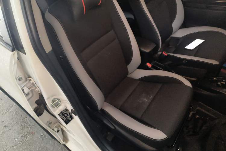 Used Toyota YARiS L Zhi Xian 2022 X-Trail 1.5L CVT Leading PLUS Edition