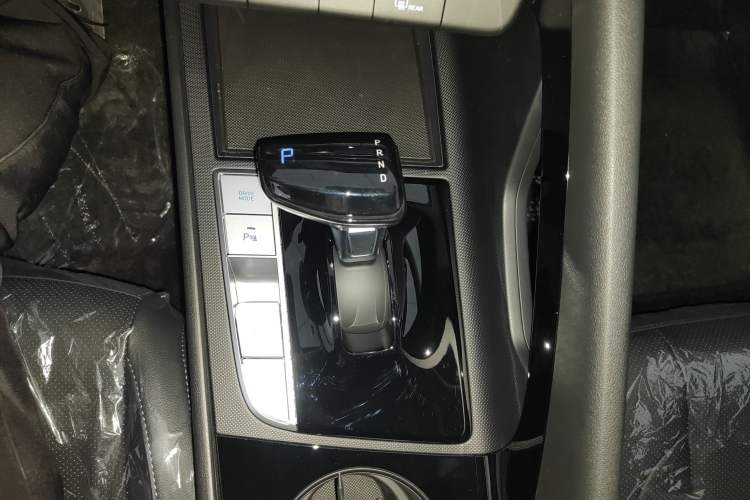 Used Hyundai Elantra 2023 1.5L CVT GLX Elite Edition