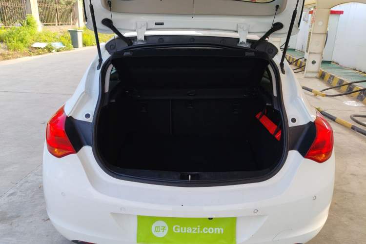 Used Buick GT 2014 XT 1.6L Automatic Fashion Edition
