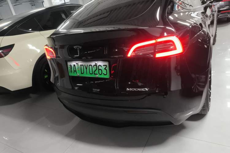 Used Tesla Model Y 2022 Rear-Wheel-Drive Version