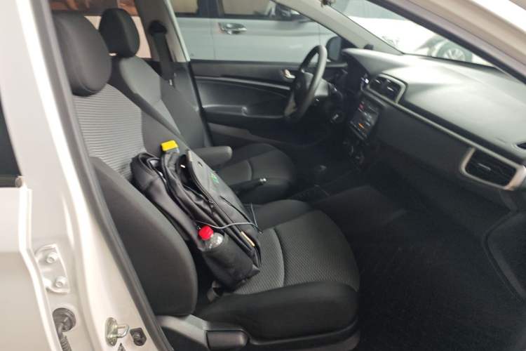 Used Hyundai Verna 2017 1.4L Automatic YueXiang Edition China V-standard