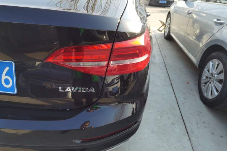 Used Volkswagen Lavida 2019 1.5L Automatic Vision Edition China VI Standard