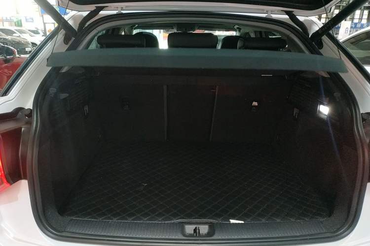 Used Audi Q2L 2022 35 TFSI Fashionable and Elegant Model
