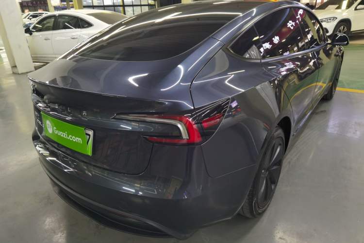 Used Tesla Model 3 2025 Rear-Wheel-Drive Version
