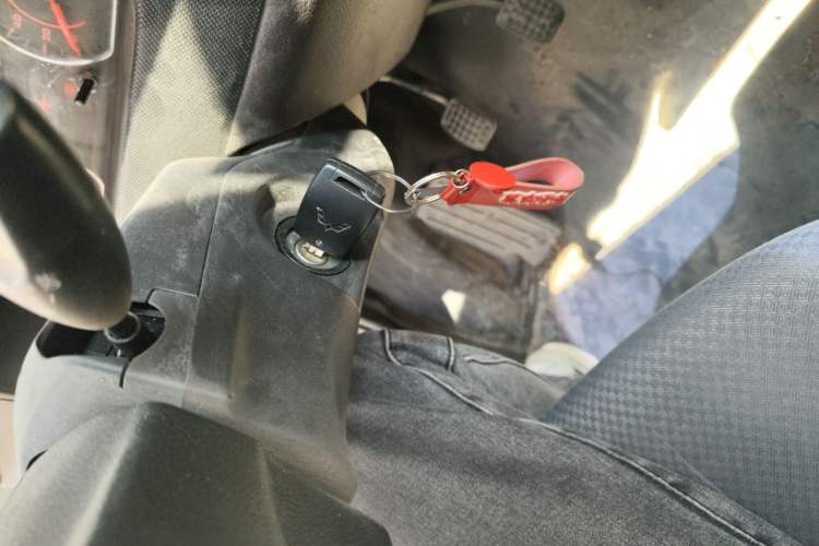 Used Wuling Rongguang 2021 1.5L Extended Standard Version with Air Conditioning – L3C
