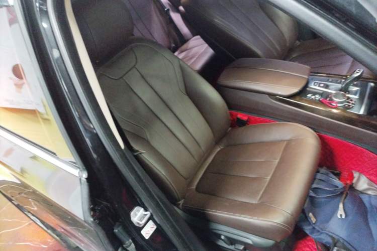 Used BMW X5 2018 xDrive28i
