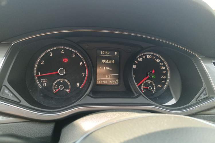 Used Volkswagen Passat 2016 330TSI DSG Luxury Edition
