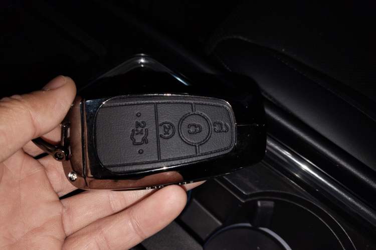 Used Lincoln Corsair 2020 2.0T Two-Wheel Drive Luxury Edition