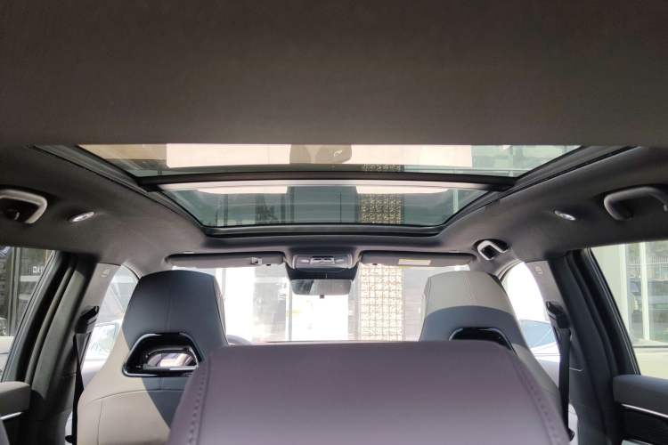 Used BYD Song PLUS New Energy 2025 DM-i 112KM Prestige Model
