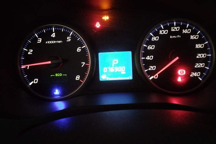 Used Mitsubishi Outlander 2018 2.0L Two-Wheel Drive Glory Edition 5 Seats