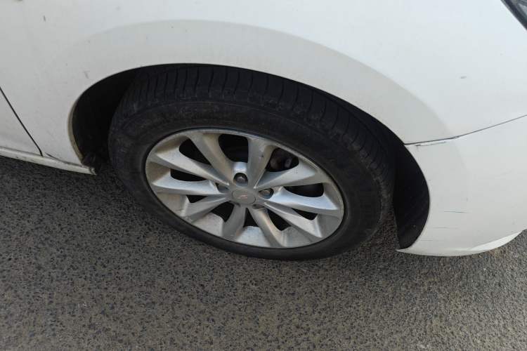 Used Chevrolet Cruze 2017 1.5L Automatic Pioneer Sunroof Edition
