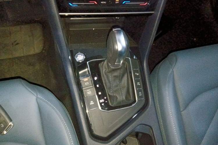 Used Volkswagen Tharu 2024 300TSI Two-Wheel-Drive Moon Luxury Edition