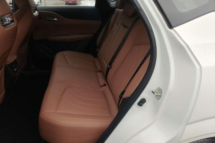 Used Changan UNI-Z New Energy 2024 Blue Whale Smart Electric iDD 125km Excellence Model