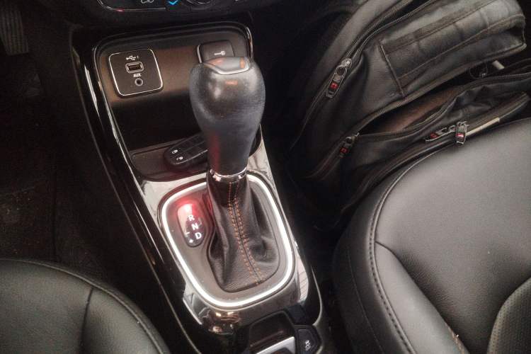 Used  Compass 2020 220T Automatic Elite Edition
