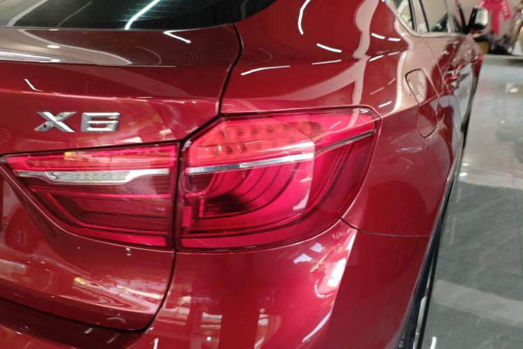 Used BMW X6 2017 xDrive28i
