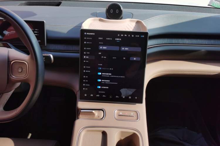 Used Nio ES6 2024 75 kWh
