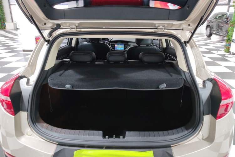 Used Geely Auto Emgrand GS 2016 Sports Edition 1.8L Manual LingShang Model
