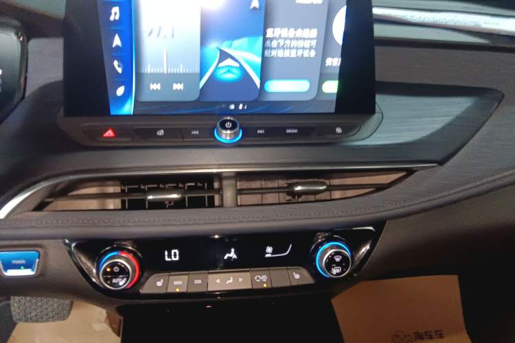 Used Buick Velite 6 2022 Plug-in Hybrid Connected Smart Edition
