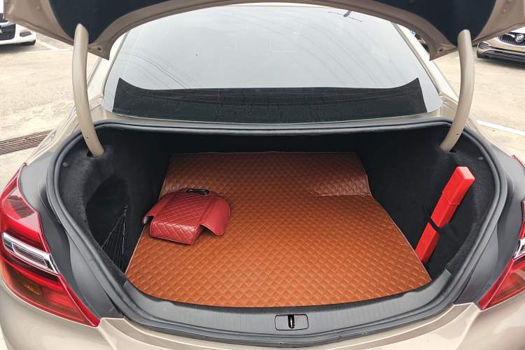 Used Buick Regal 2015 1.6T Leading Technology Model
