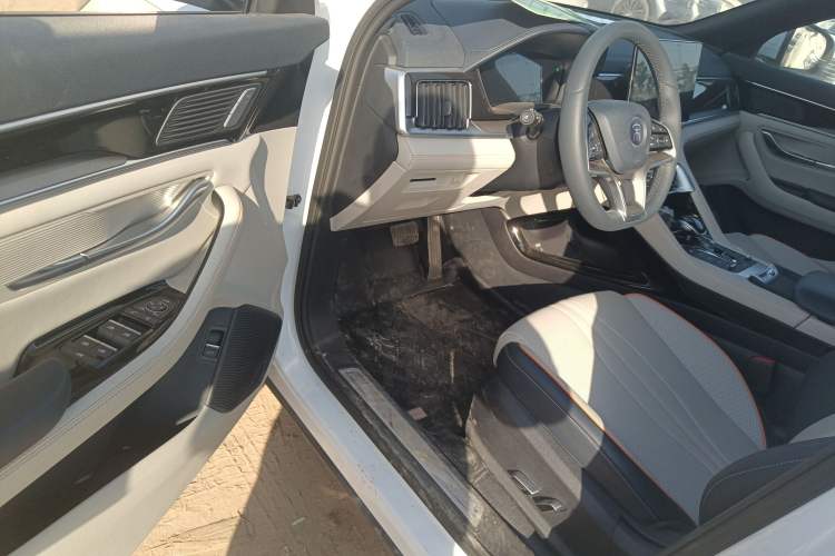 Used BYD Song PLUS New Energy 2021 EV Flagship Model
