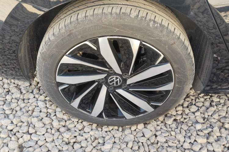 Used Volkswagen Passat 2024 380TSI Dragon Glory Edition
