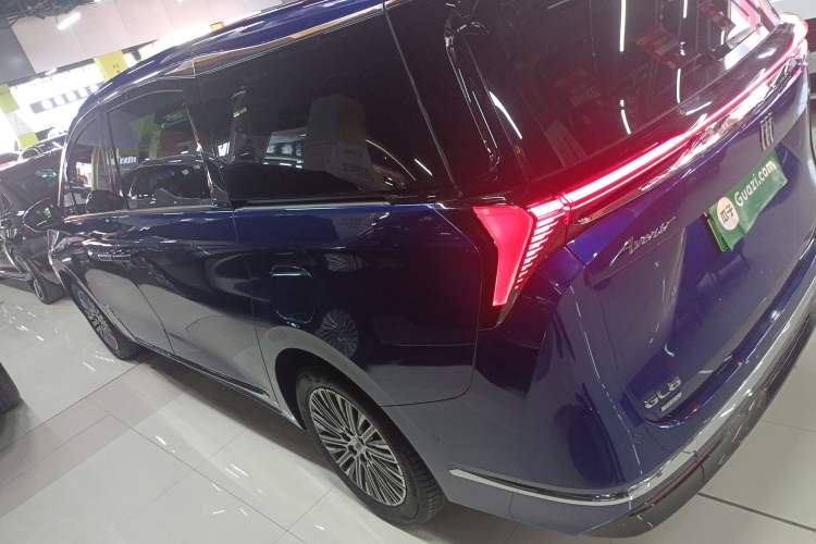 Used Buick GL8 New Energy 2024 Lu Zun Luxury Edition 7-Seater