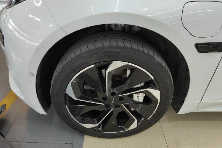 Used Zeekr 001 2023 ME Edition 100 kWh