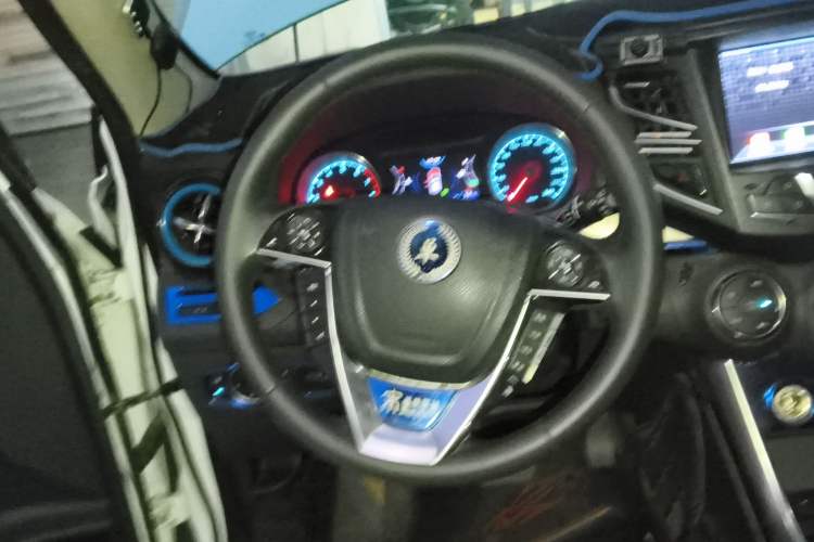 Used BYD Song 2018 1.5TID Automatic Smart Connect Prestige Model
